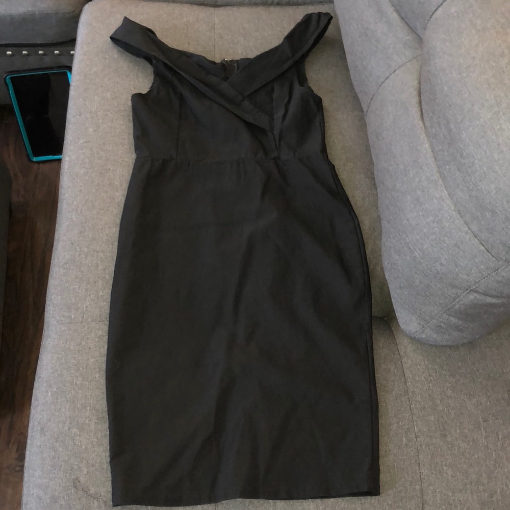 Windsor formal fitted dress